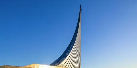 Монумент «Покорителям космоса»