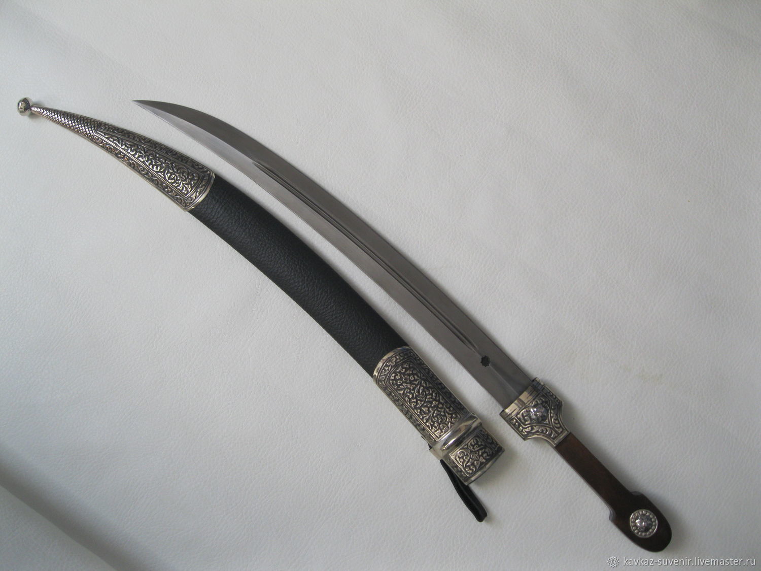 Кинжал бебут (кавказский)